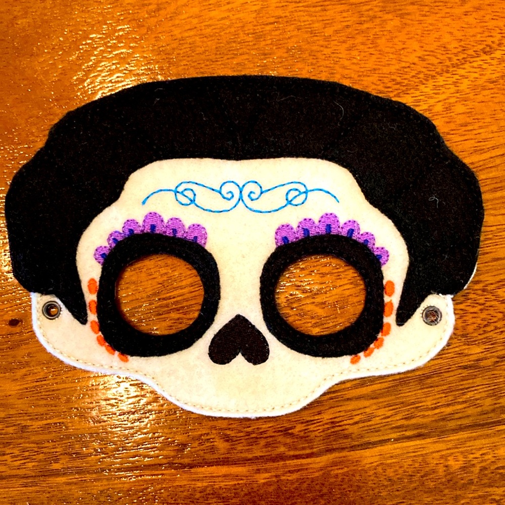 Coco movie costume mask, Mama Imelda